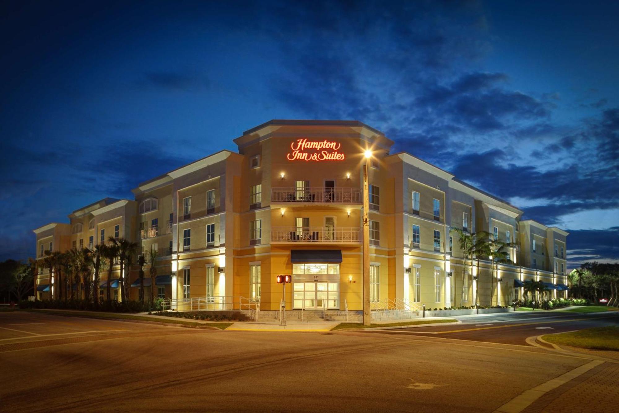 Hampton Inn And Suites By Hilton Vero Beach-Downtown Екстериор снимка